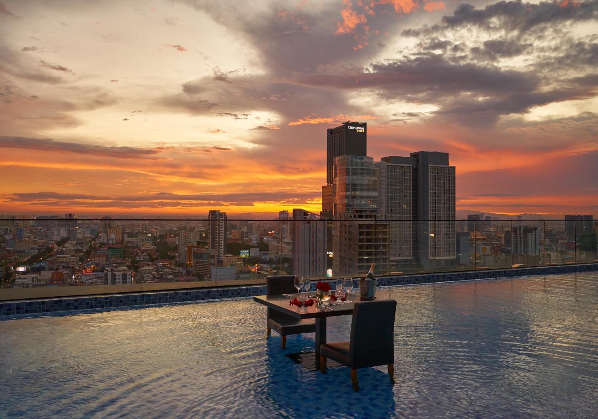 Luxcity Hotel & Apartment Πνομ Πενχ Εξωτερικό φωτογραφία
