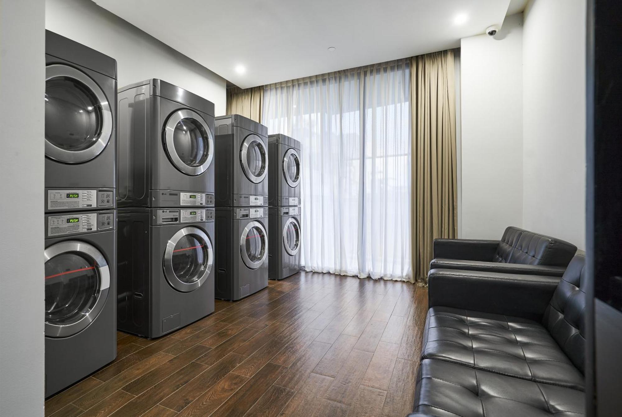 Luxcity Hotel & Apartment Πνομ Πενχ Εξωτερικό φωτογραφία