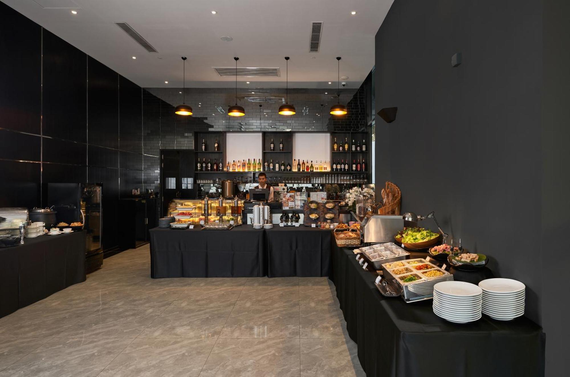 Luxcity Hotel & Apartment Πνομ Πενχ Εξωτερικό φωτογραφία