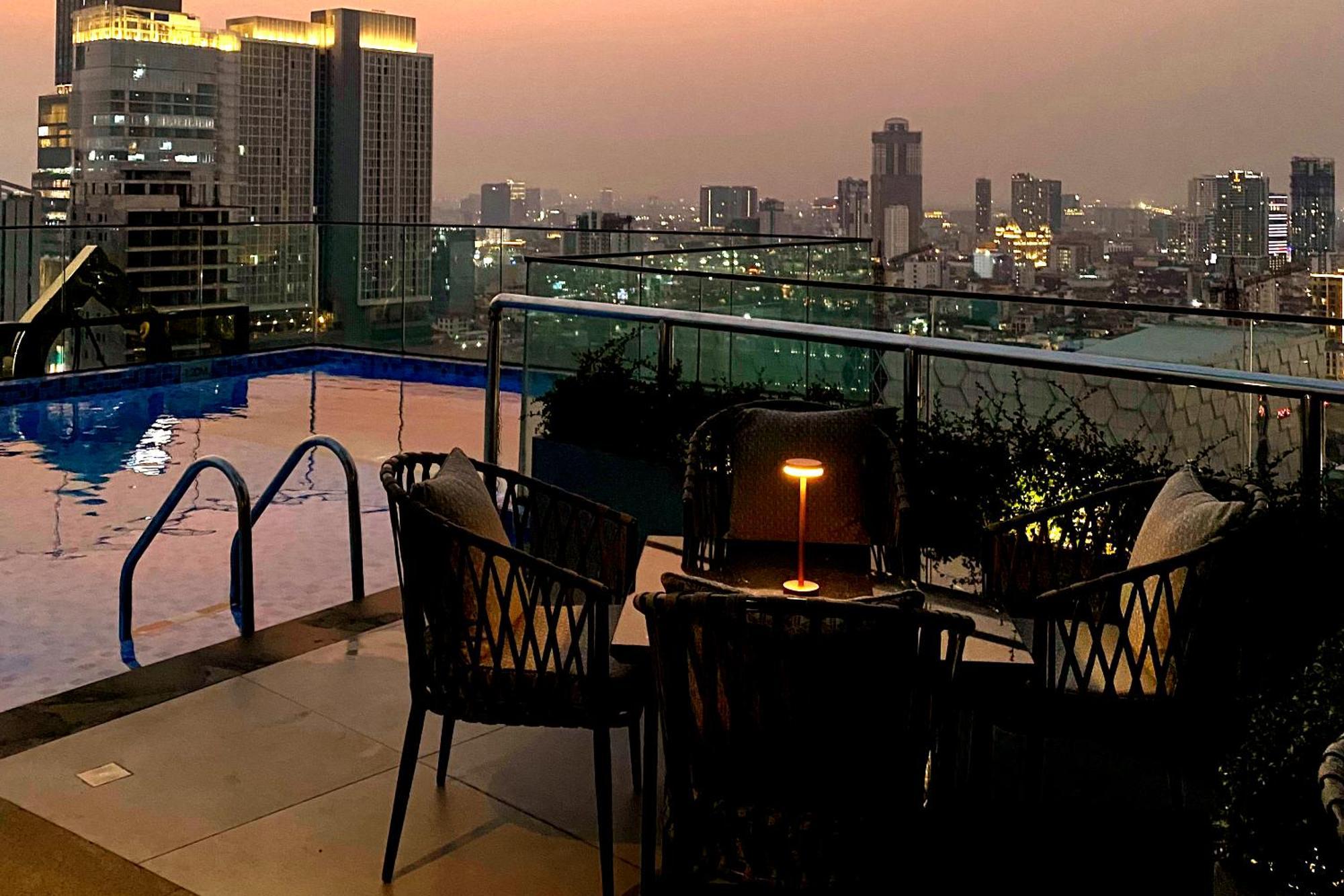Luxcity Hotel & Apartment Πνομ Πενχ Εξωτερικό φωτογραφία